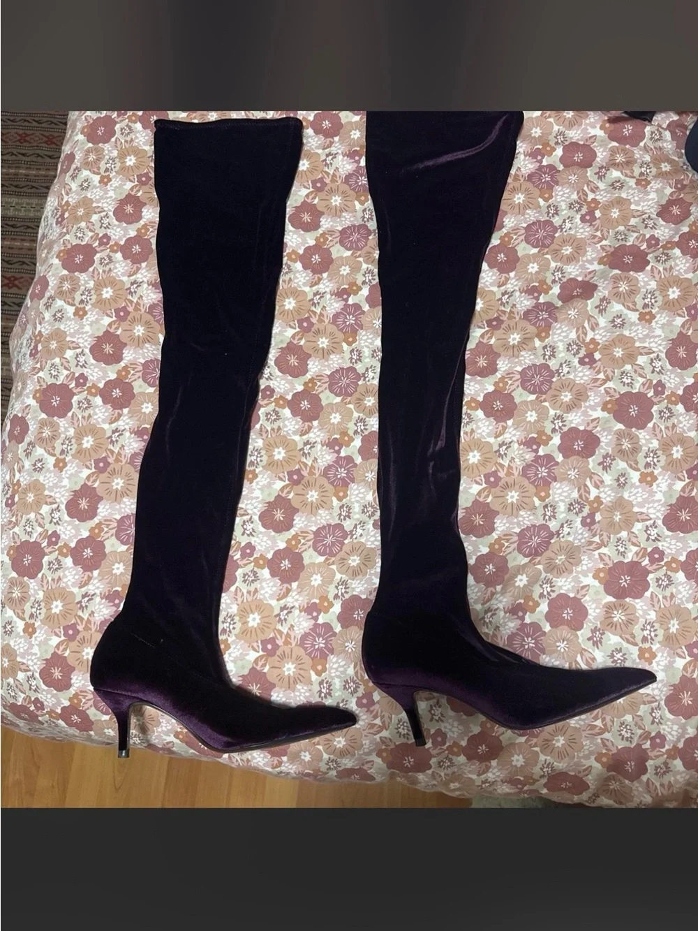 Zara Velvet Over The Knee Boots Size 7 US Purple Plum Pointed Toe Kitten Heel